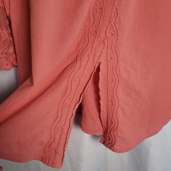 Soft Surroundings Women's Button Up 100%Cotton Salmon Top Size M Lace Detail - Picture 8 of 12